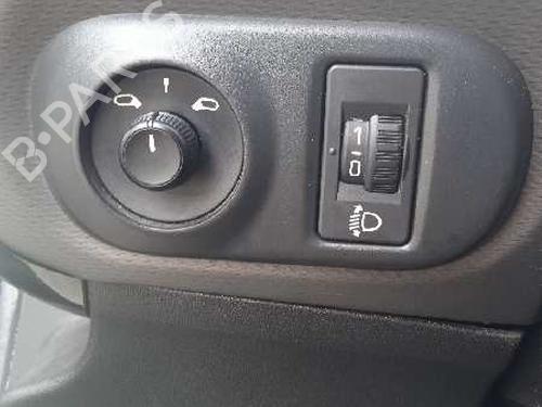 Left front window switch CITROËN C4 CACTUS 1.6 HDi 90 | BP17540311I27 