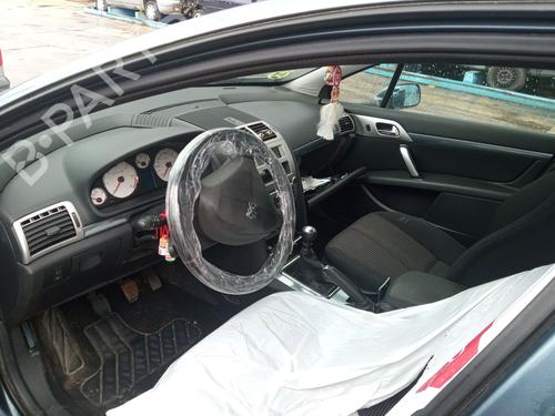 Right taillight PEUGEOT 407 (6D_) 2.0 HDi 135 (6DRHRH, 6DRHRE, 6DRHRG, 6DRHRJ) | BP26902607C35 