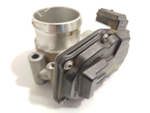 Throttle body FORD FIESTA VII (HJ, HF) | BP26556674M82