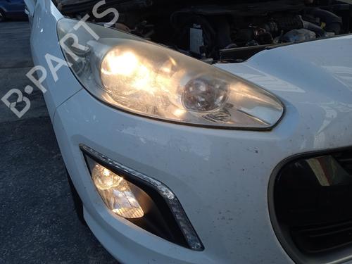 Fuse box PEUGEOT 308 I (4A_, 4C_) 1.6 HDi | BP29073322E1