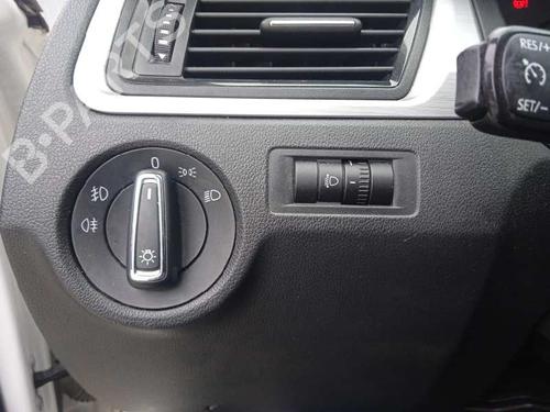 Display monitor SKODA RAPID Spaceback (NH1) 1.6 TDI | BP11802144C48 - Image 29