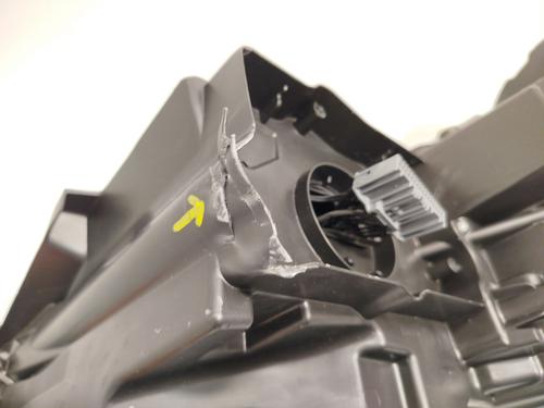 Right headlight PEUGEOT 3008 II SUV (MC_, MR_, MJ_, M4_) 1.2 THP/ PureTech 130 (MRHNSM, MRHNSU, MRHNSJ, MRHNYW,... | BP29334253C29 
