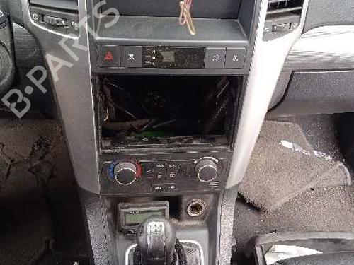 Left front brake caliper CHEVROLET CAPTIVA (C100, C140) 2.0 D 4WD | BP11562727M105 