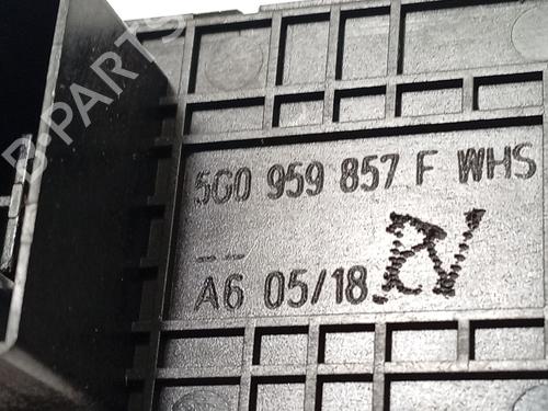 Left front window switch SEAT LEON (5F1) 1.4 TGI | BP32369272I27