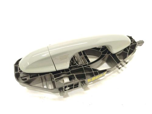 Used Front left exterior door handle Front left exterior door handle 38324643 38324643