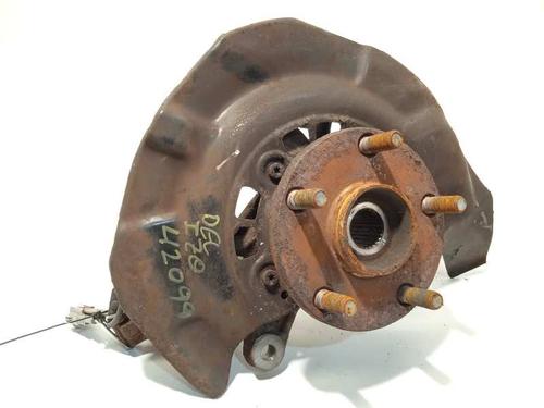 Used Left front steering knuckle LEXUS RX (MCU15) 300 (MCU10_, MCU10R) (201 hp) 7982865