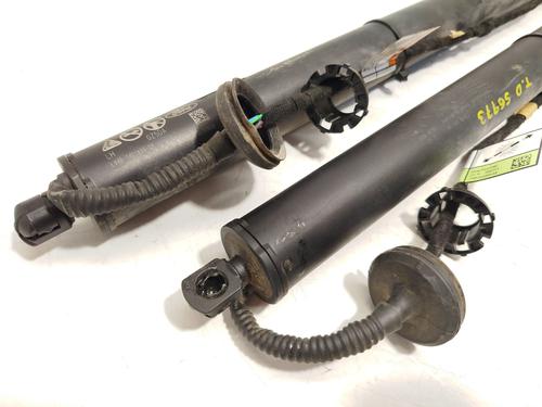 Tailgate lift support FORD KUGA III (DFK) 2.5 Duratec Plug-in-Hybrid | BP30198363C138 