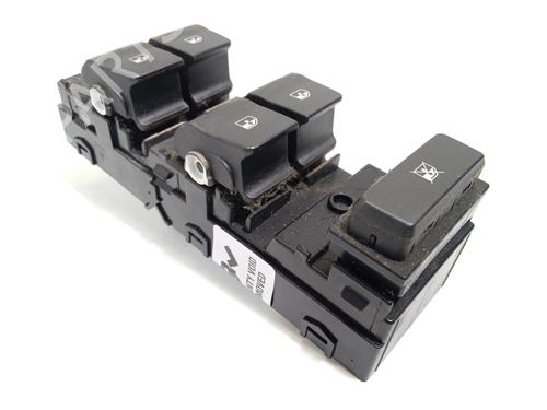 Used Left front window switch HYUNDAI i30 (PDE, PD, PDEN) 1.0 T-GDI (120 hp) 23106588