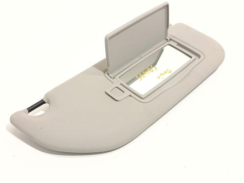 Used Right sun visor Right sun visor TOYOTA AYGO (_B4_) 1.0 VVTi (KGB40) (72 hp) 36597047 36597047