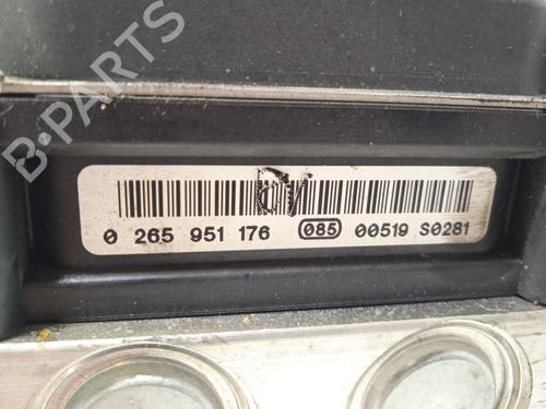 ABS pump PEUGEOT 308 SW I (4E_, 4H_) 1.6 HDi | BP19266110M43 