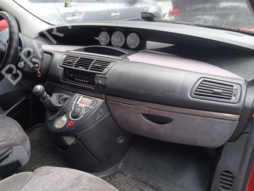 Front bumper CITROËN C8 (EA_, EB_) 2.0 HDi | BP24739161C7 