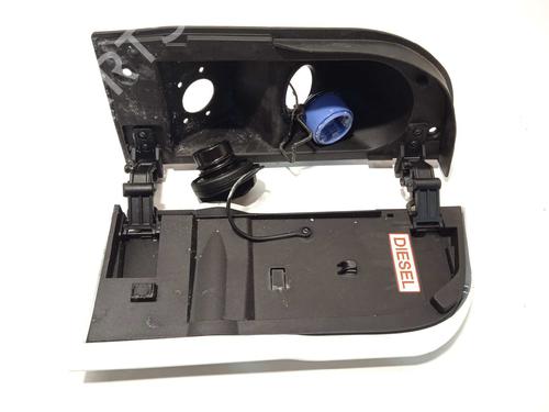 fuel-flap-maxus-edeliver-9-van-electric-sv63c-sv63d-noref-2019-16659369 main image