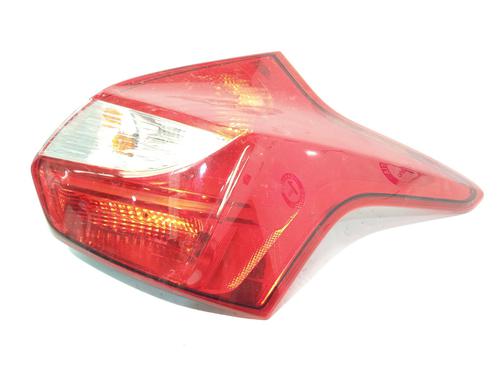 Used Right taillight FORD FOCUS III Saloon 1.0 EcoBoost (125 hp) 27573580