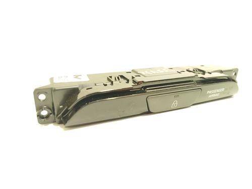 switch-hyundai-i30-pde-pd-pden-2016-23951781 main image