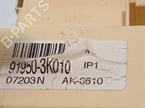 Fuse box HYUNDAI SONATA V (NF) 2.0 CRDi | BP9526294E1