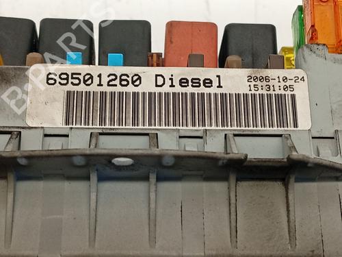 Fuse box IVECO DAILY IV Van 29L10 V | BP36996883E1 - Image 4