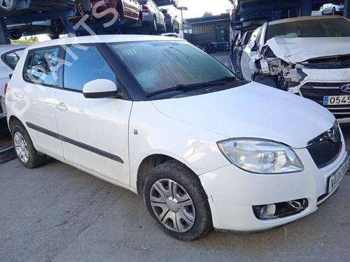 SKODA FABIA II (542) 1.2 (60 hp) 1058394