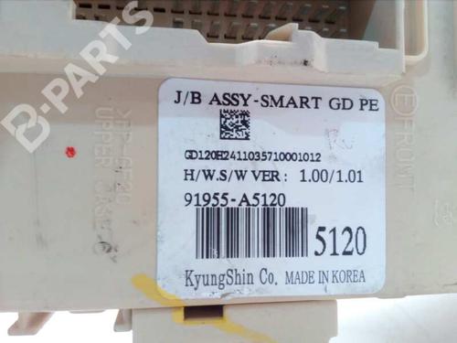 Fuse box HYUNDAI i30 (GD)  | BP4445558E1 