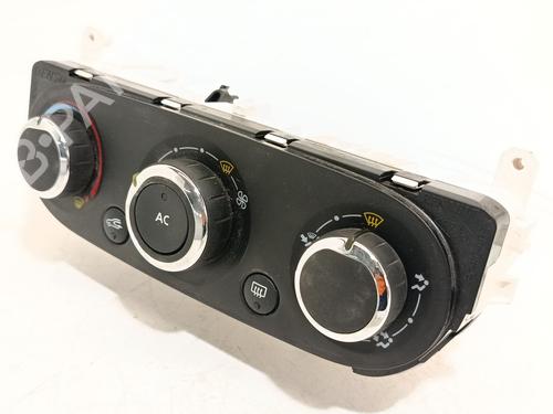 Climate control RENAULT CAPTUR I (J5_, H5_) 0.9 TCe 90 | BP37240384I5 - Image 2