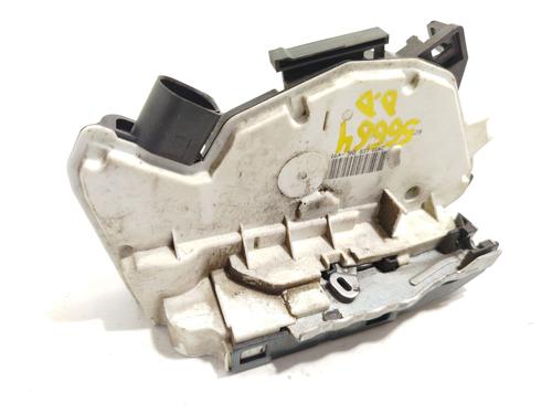 Front right lock VW PASSAT CC B6 (357) 2.0 TDI | BP28839663C97 - Image 2