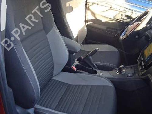 Left front window switch TOYOTA AURIS (_E18_) 1.8 Hybrid (ZWE186_, ZWE186R) | BP16153115I27 