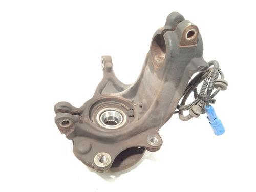 Used Left front steering knuckle CITROËN C3 III (SX) 1.2 VTi 82 (82 hp) 25847545