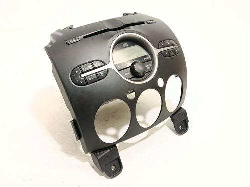 Used Radio Radio MAZDA 2 (DE_, DH_) 1.3 (DE3FS) (75 hp) 40220195 40220195