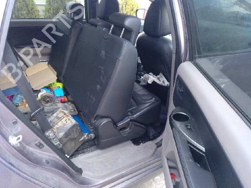 Right front brake caliper MITSUBISHI GRANDIS (NA_W) 2.0 DI-D (NA8W) | BP11562096M104 