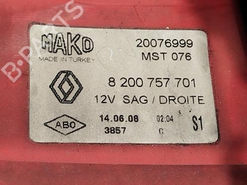 Right taillight RENAULT MEGANE II Saloon (LM0/1_) | BP27697820C35