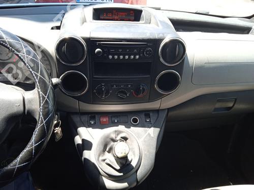 Left headlight PEUGEOT PARTNER Tepee 1.6 HDi 75 (16V) | BP26278123C28 