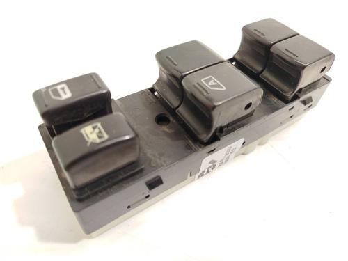 Used Left front window switch NISSAN X-TRAIL II (T31) 2.0 dCi 4x4 (150 hp) 27677352