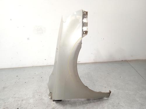 Used Right front fenders TOYOTA AVENSIS (_T25_) 2.0 D-4D (ADT250_, ADT250R) (126 hp) 19035745
