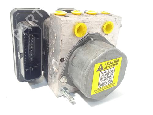 Used ABS pump RENAULT CLIO IV Grandtour (KH_) 1.5 dCi 90 (KHN3, KHN4) (90 hp) 29001856