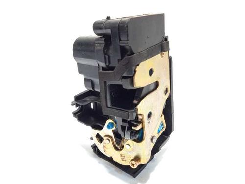 Used Front right lock Front right lock CHEVROLET EPICA (KL1_) 2.0 (144 hp) 10695304 10695304