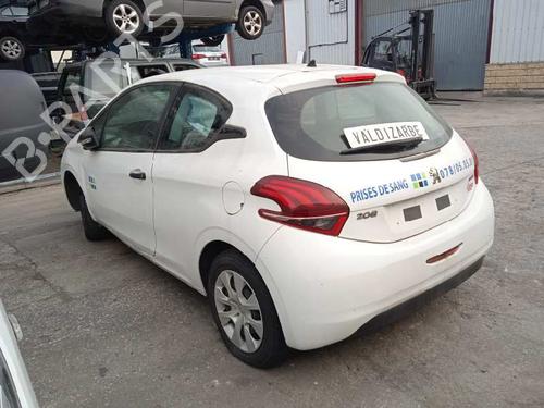 Fuse box PEUGEOT 208 I (CA_, CC_) 1.6 BlueHDi 100 | BP7578648E1 