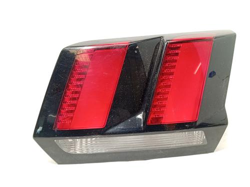 Used Right tailgate light Right tailgate light PEUGEOT 3008 II SUV (MC_, MR_, MJ_, M4_) 1.5 BlueHDi 130 (131 hp) 33538655 33538655