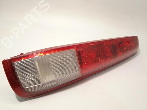 Used Right taillight NISSAN X-TRAIL I (T30) 2.5 4x4 (165 hp) 29823394