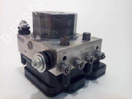 Used ABS pump RENAULT CLIO IV (BH_) [2012-2021]  8912038