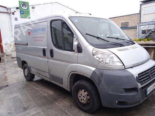 Left headlight PEUGEOT BOXER Van 2.2 HDi 120 | BP26651200C28