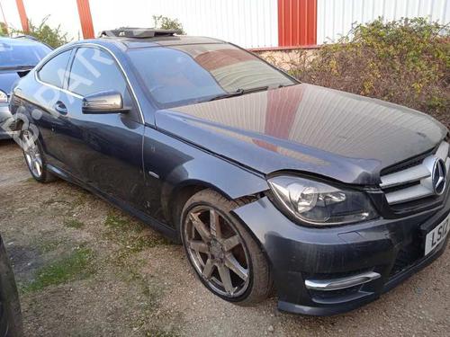MERCEDES-BENZ C-CLASS Coupe (C204)    994497