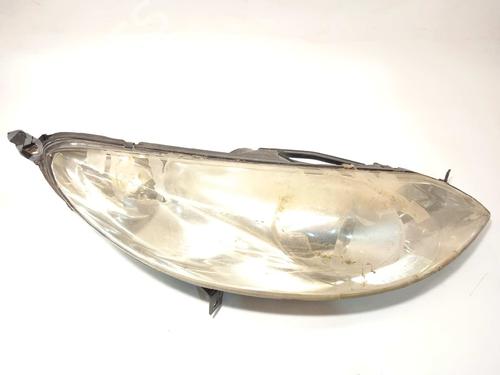 Used Right headlight PEUGEOT 407 (6D_) 2.0 HDi 135 (6DRHRH, 6DRHRE, 6DRHRG, 6DRHRJ) (136 hp) 17678597