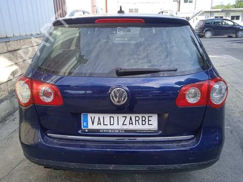 Left front fog light VW PASSAT B6 Variant (3C5) 2.0 TDI 16V | BP15800500C30 