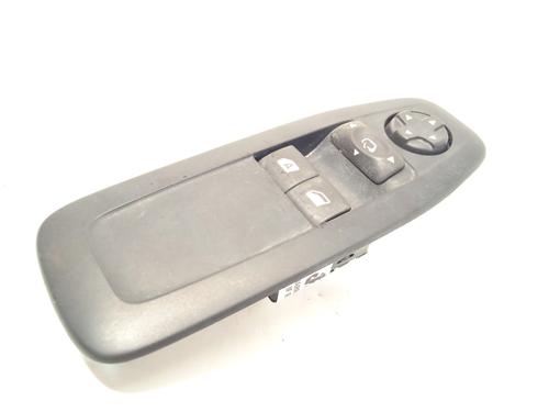 Used Left front window switch Left front window switch 19573462 19573462