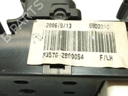 Left front window switch HYUNDAI SANTA FÉ II (CM) 2.2 CRDi | BP29446813I27 