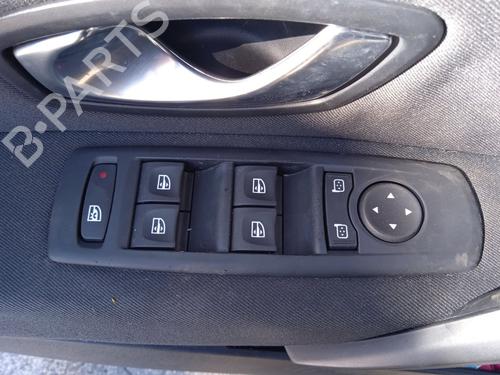 Radiator fan RENAULT MEGANE III Hatchback (BZ0/1_, B3_) 1.6 16V (BZ1B, BZ1H) | BP22729183M35 