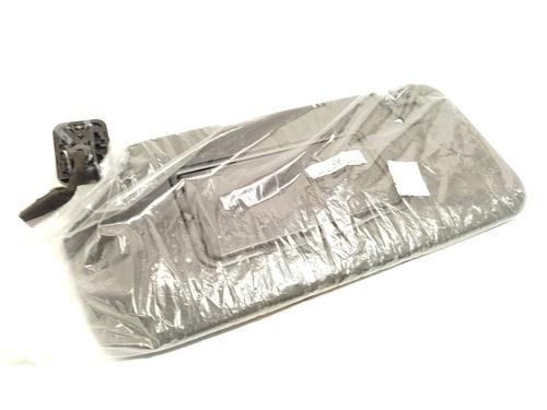 Used Left sun visor Left sun visor 32696408 32696408