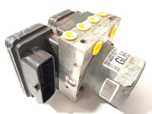 Used ABS pump HYUNDAI i20 ACTIVE (IB, GB) 1.4 CVVT (101 hp) 15248045