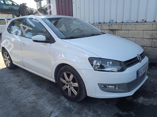 Brugte VW POLO V (6R1, 6C1) 1.6 TDI (90 hp) 4414379