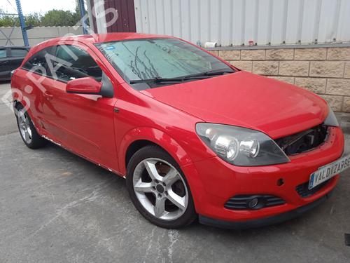 Left taillight OPEL ASTRA H GTC (A04) 1.9 CDTI (L08) | BP29305884C34 