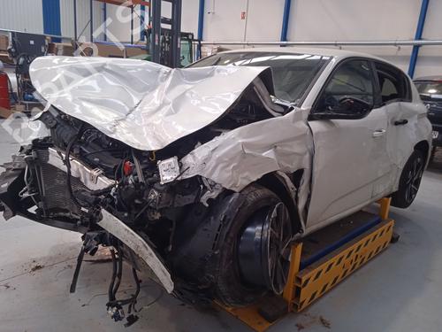 Used Parts PEUGEOT 308 III (FB_, FH_, FP_, F3_, FM_) PureTech 130 (FPHNSL, FPHNST) 4650140